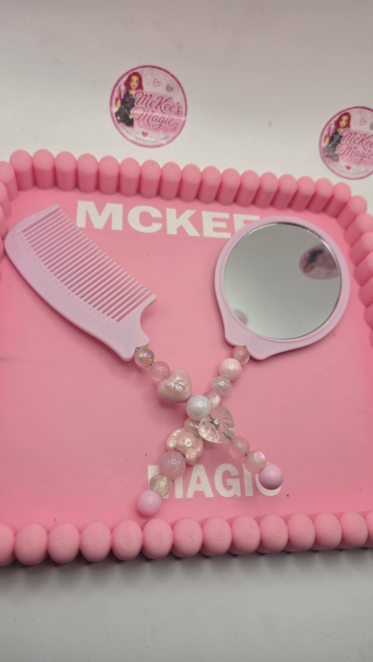 Mirror and comb set
