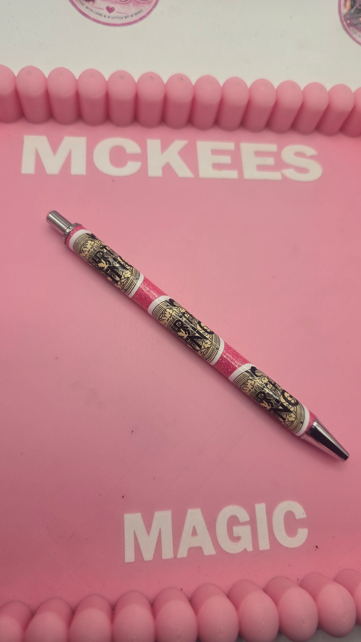 Forth Wing Pens