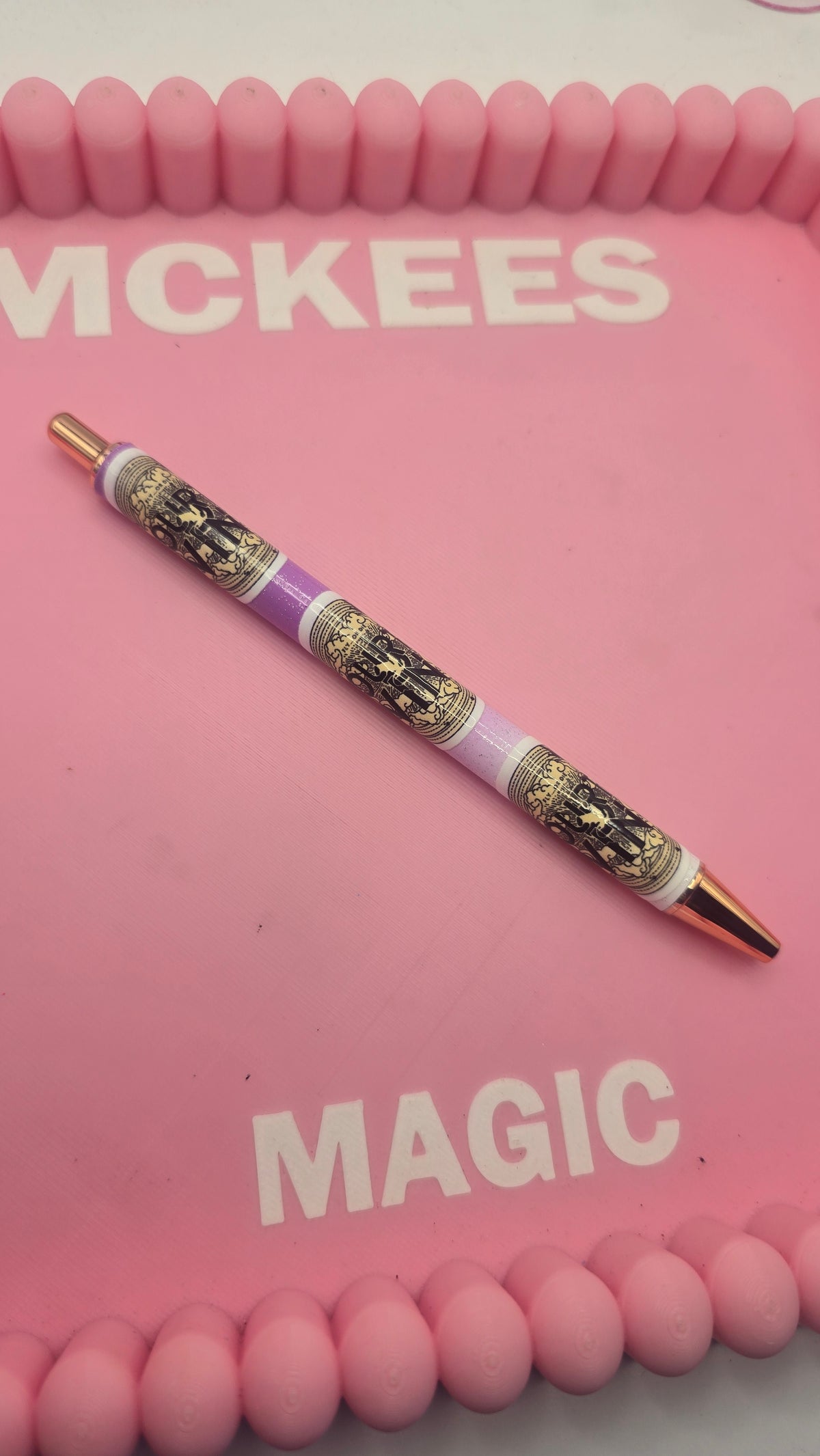 Forth Wing Pens