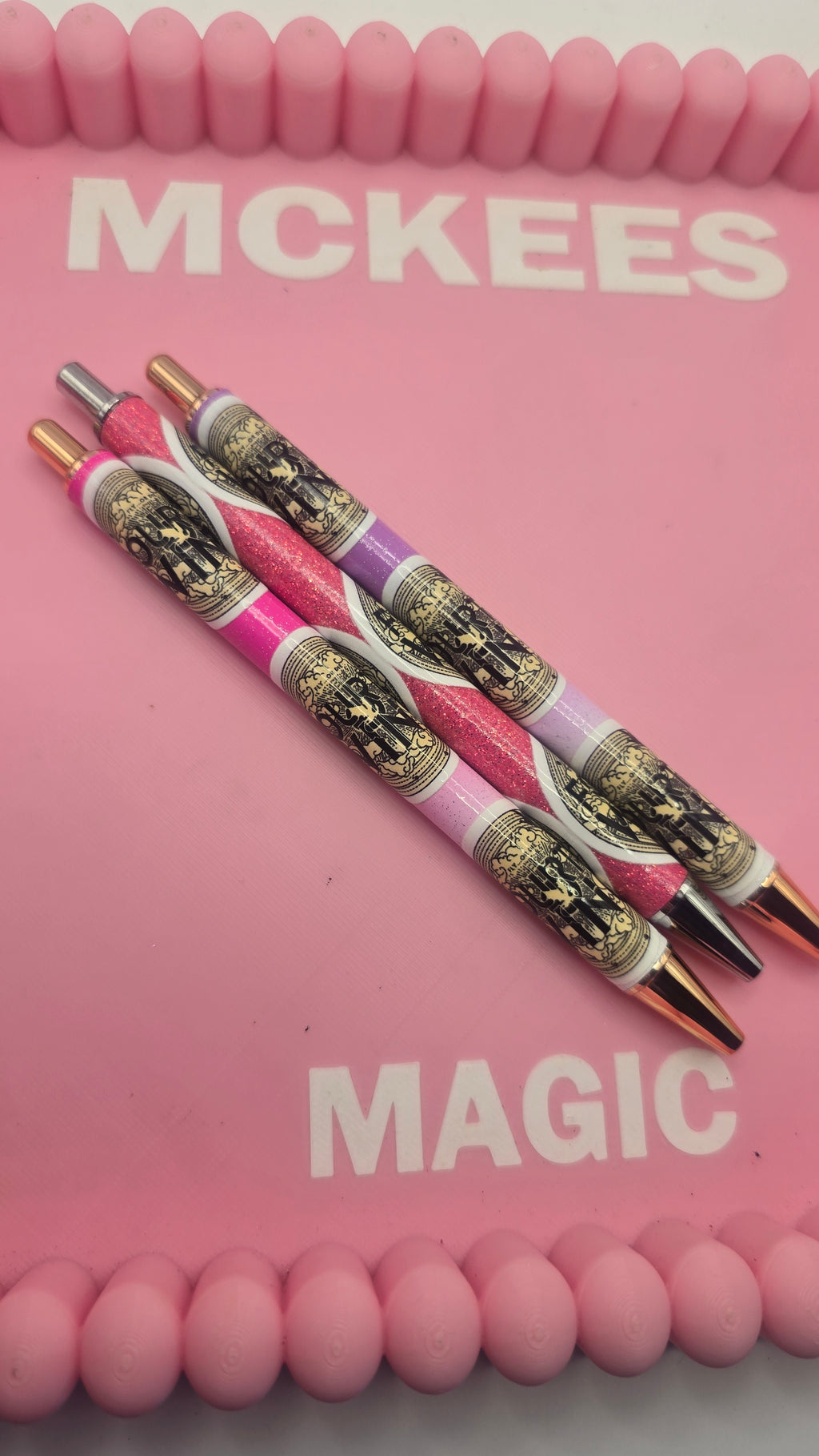 Forth Wing Pens