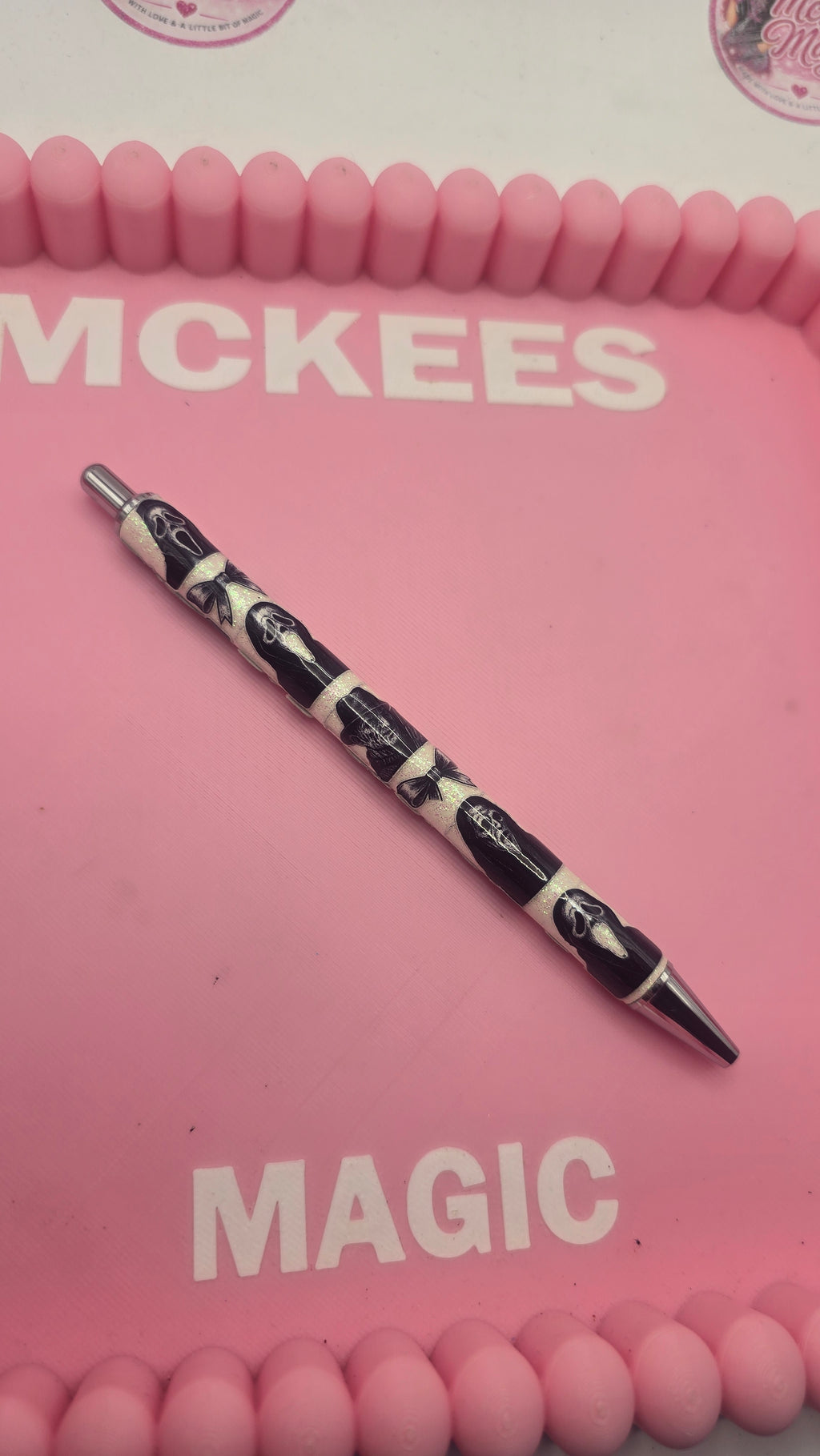 Horror and Bows Pens